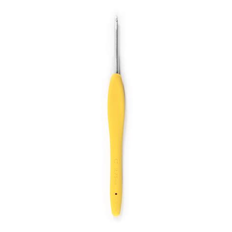 Clover Amour 2.50 mm/US 1.5 Crochet Hook 